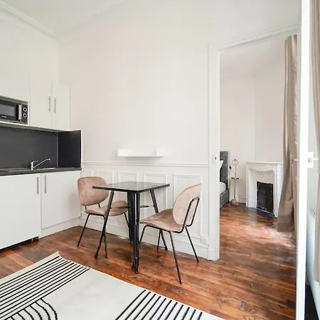 Niepce - Blue Flat Next To Avenue Du Maine Apartment Paris